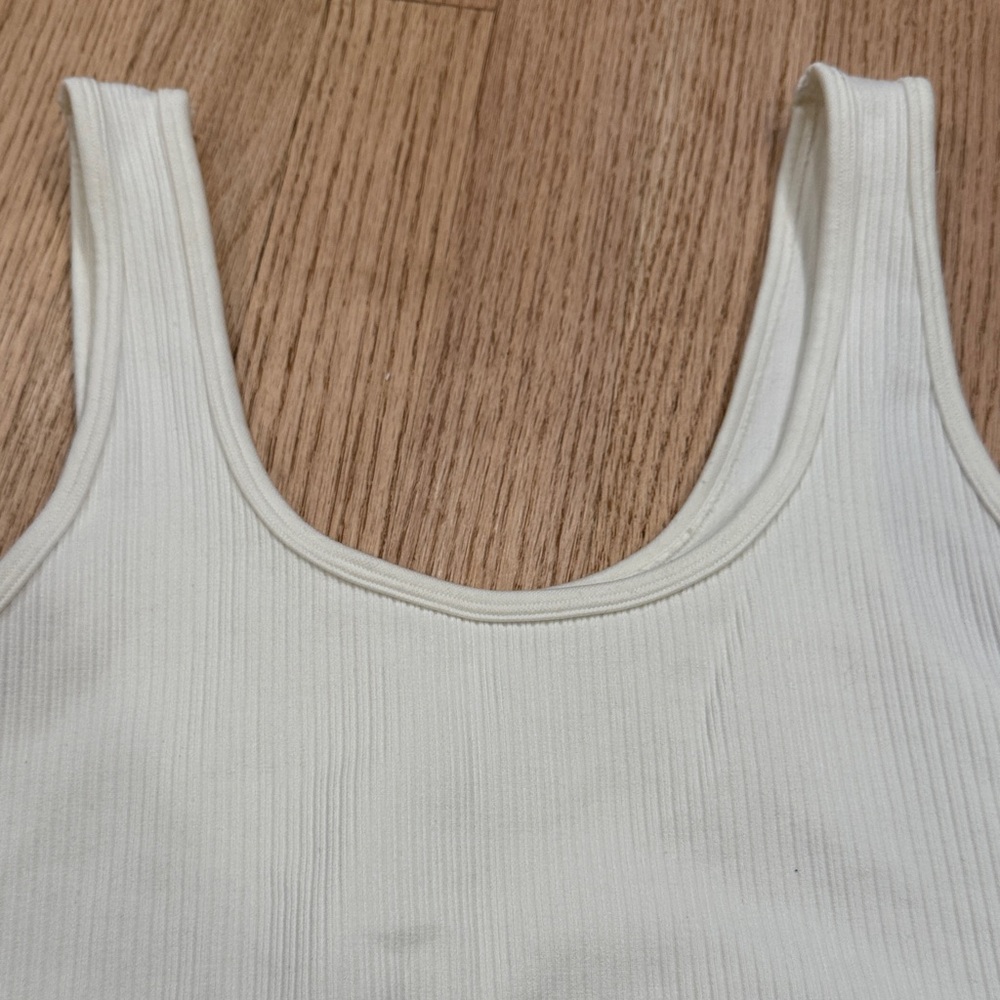 Cropped Tank  - Ribbed - A New Day - Picture 4 of 4